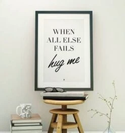 Affiche Décorative "Hug Me"