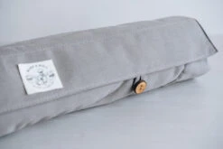 Matelas De Voyage Pour Chien Enroulable Compass Band & Roll -Chats Chiens Produits Magasin Blanket Compas smoke close up 1 1080x 45ca78ca 90de 4ff4 b7a4 5acad6113e56