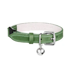 Collier En Cuir Pour Chat Collection Velouté 13 Collier En Cuir Pour Chat Collection Velouté -Chats Chiens Produits Magasin Designer Luxury Cat Collar Cheshire and Wain Fern Green