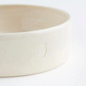 Bol Pour Chien Artisanal En Grès Ronds (2 Coloris) 3 Bol Pour Chien Artisanal En Grès Ronds (2 Coloris) – Image 3