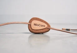 Jouet Pour Chat Coda En Liège Et Cuir 7 Jouet Pour Chat Coda En Liège Et Cuir -Chats Chiens Produits Magasin coda2 1