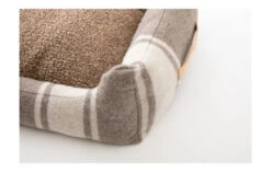 Panier Henri En Laine Recyclée Duepuntootto -Chats Chiens Produits Magasin henri military wool dog beds 1212f9a1 16a3 4638 bcae 12d4783df068